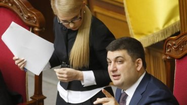 Война Гройсмана и Тимошенко может закончиться отставкой премьера