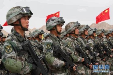 Китай стянул войска к границе с КНДР