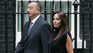 Президент Азербайджана Алиев назначил свою жену первым вице-президентом