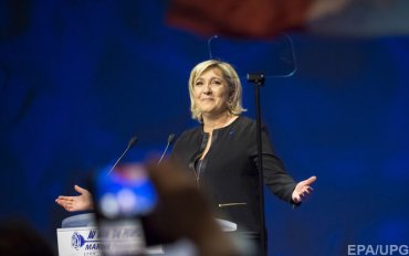 Во Франции задержали главу предвыборного штаба Ле Пен