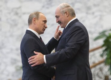Кремль может устранить Лукашенко