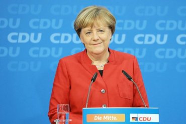 Меркель официально выдвинули кандидатом на пост канцлера Германии