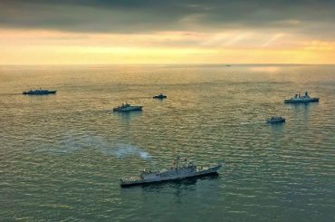 Корабли НАТО проводят маневры недалеко от Одессы