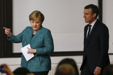 Макрон и Меркель написали письмо Путину