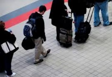 41% молодых россиян хочет насовсем уехать за границу