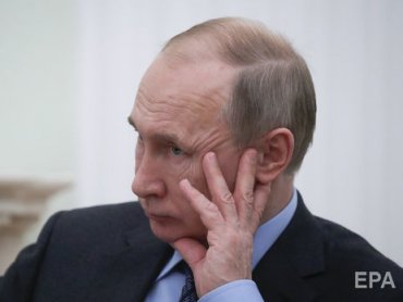 Отец Путина вилами выколол жене глаз