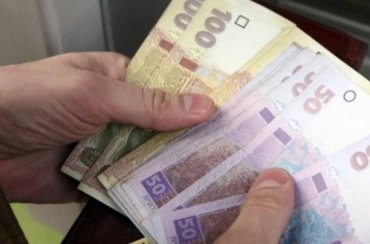Пенсия свыше 10 тысяч гривен: сколько украинцев получают большие выплаты