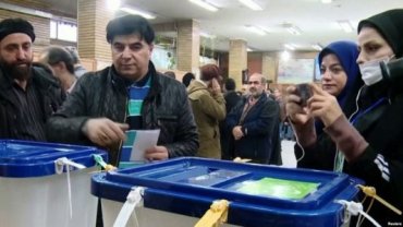 Выборы в Иране: низкая явка, успех оппозиции