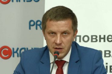 СМИ: Коррупционеры пытаются дискредитировать нового начальника таможни в Краковце