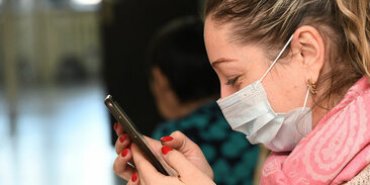 Во Франции изобрели тест на коронавирус, который можно сделать с помощью смартфона