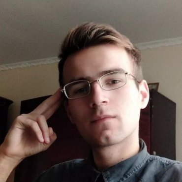 Десять дней лечил COVID-19 дома: в Тернополе умер 19-летний студент