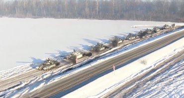 Минобороны РФ заявило о возвращении танковой армии в места дислокации и показало видео