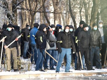 Во Львов стягиваются русскоязычные “титушки”: СБУ предупредила о возможных провокациях