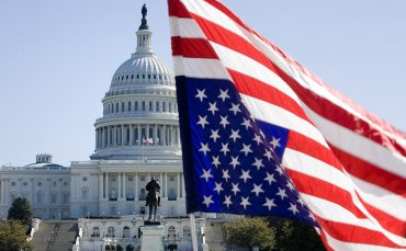 В США готов законопроект о немедленном введении жестких санкций против России