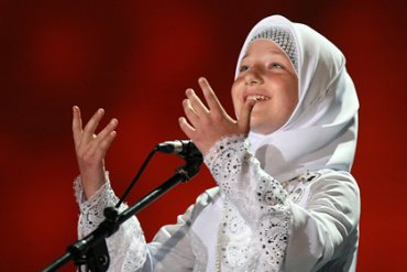 Дочь Кадырова выучила наизусть Коран