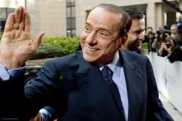 Берлускони приговорили к году тюрьмы