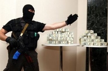 Может ли финансовая полиция быть опасна для обычных украинцев