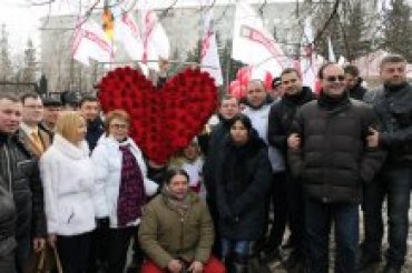 Для Тимошенко в Харькове устроили проводы зимы