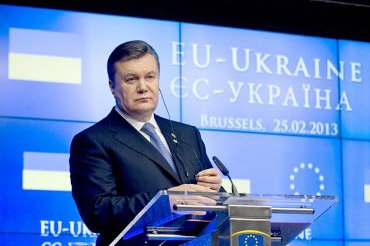 В кабинетах Европарламента Януковича уже называют «царем»