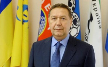 Болельщики требуют отставки президента ФФУ Анатолия Конькова