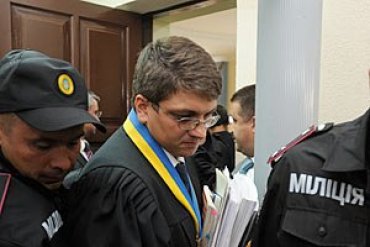 Против судей по делу Тимошенко завели уголовные дела