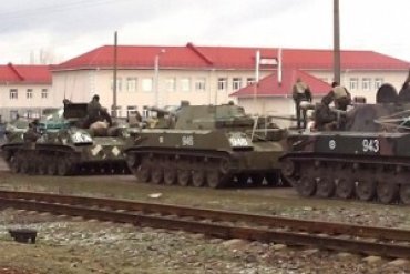 В Запорожской области уже встречают танки