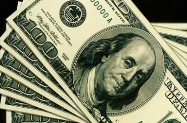 Депутаты Рады должны принять закон, который стабилизирует курс доллара