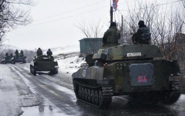 Боевики перебрасывают бронетехнику к Донецку и Горловке