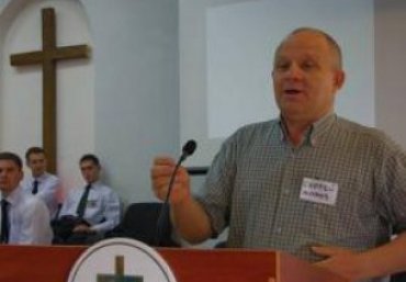 Пастор баптистов рассказал, кто и зачем в ЛНР захватил их молитвенный дом