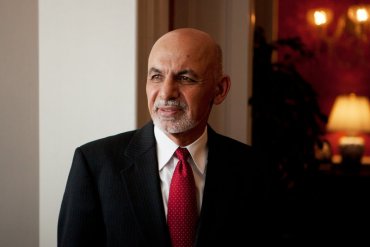 Президент Афганистана хочет, чтобы в стране оставалась американская армия