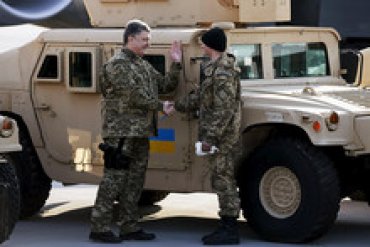 В Украину прибыла военная техника из США