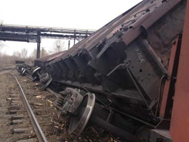 В Харькове на ходу взорвали поезд