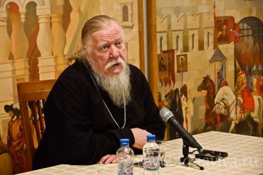 Протоиерей РПЦ поставил мусульман в пример православным