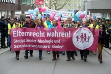 Протестанты в Германии выступили против уроков в школах об однополых браках