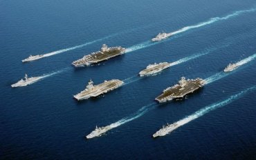 Военно-морской флот США подтягивается к Китаю