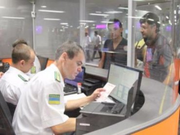 В аэропортах Украины упрощена процедура пограничного контроля