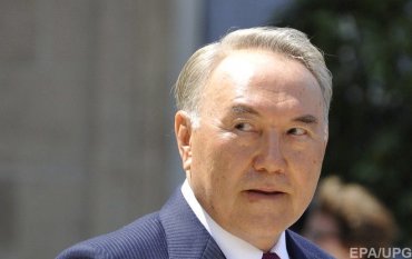 Назарбаев решил поделиться властью