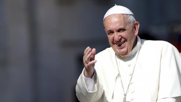 Папа Франциск оказался популярнее политических лидеров мира