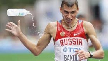 Российских спортсменов массово лишают медалей из-за допинга