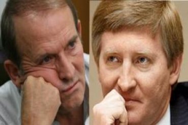 Блокада Донбасса – это борьба Медведчука с Ахметовым за «Оппоблок», – эксперт
