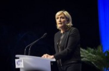 Европарламент лишил Марин Ле Пен депутатской неприкосновенности
