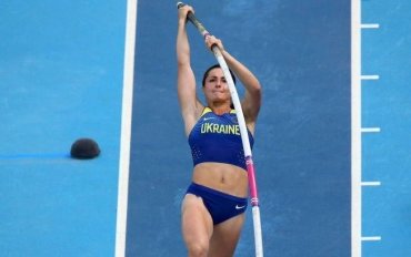 На чемпионате Европы украинка завоевала «бронзу» в прыжках с шестом