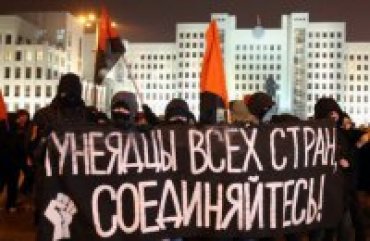 В Белоруссии организаторы «Марша нетунеядцев» арестованы на 15 суток