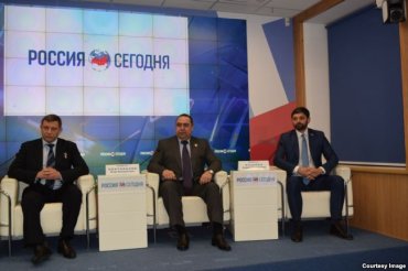 Захарченко и Плотницкий уже занялись присоединением ДНР и ЛНР к России