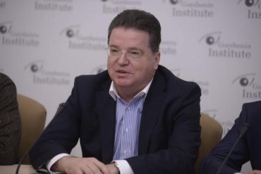 «Если бы МВФ продолжил кредитование, он бы фактически одобрил блокаду», – Алексей Плотников