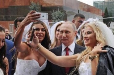 Путин окружил себя надежными женщинами, которые готовы прикрыть его грудью
