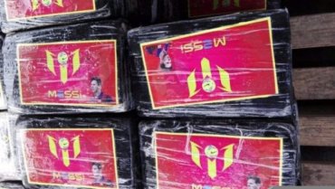 В Перу полиция обнаружила полторы тонны кокаина с логотипом Месси