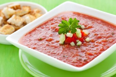 Российская семья отужинала котлетами с томатным соусом из фекалий