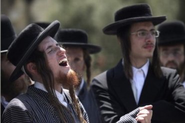 Евреи в России просят включить обрезание в полис медстрахования