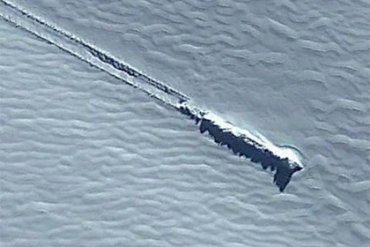 В Антарктиде нашли следы крушения инопланетного корабля